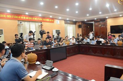 Cập nhật: Họp báo vụ 7 người tử vong nghi do sốc thuốc tại lễ hội âm nhạc ở Công viên nước Hồ Tây - Ảnh 1. Cập nhật: Họp báo vụ 7 người tử vong nghi do sốc thuốc tại lễ hội âm nhạc ở Công viên nước Hồ Tây - Ảnh 1.