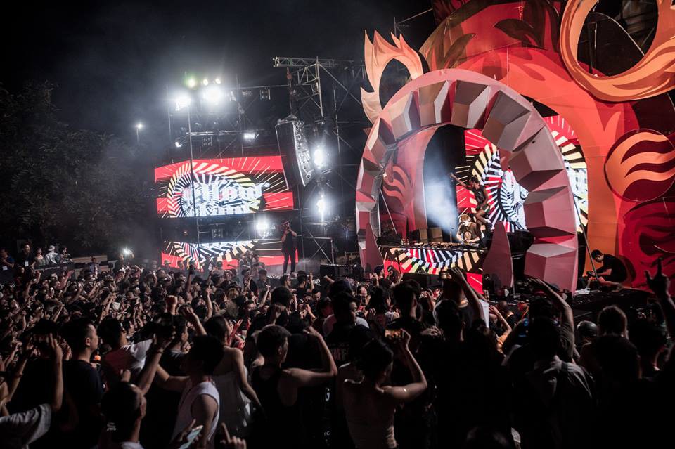 Lễ hội âm nhạc ở CV nước Hồ Tây có 7 người tử vong nghi do sốc thuốc là sự kiện như thế nào? - Ảnh 4. Lễ hội âm nhạc ở CV nước Hồ Tây có 7 người tử vong nghi do sốc thuốc là sự kiện như thế nào? - Ảnh 4.