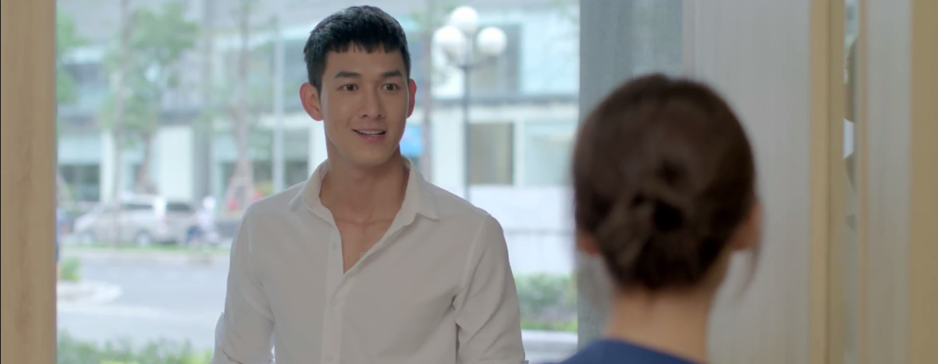 Ngoại hình nam tính nhưng sự ấm áp của Song Luân vẫn còn kém Song Joong Ki trong những hình ảnh đầu tiên của Hậu Duệ Mặt Trời - Ảnh 6.