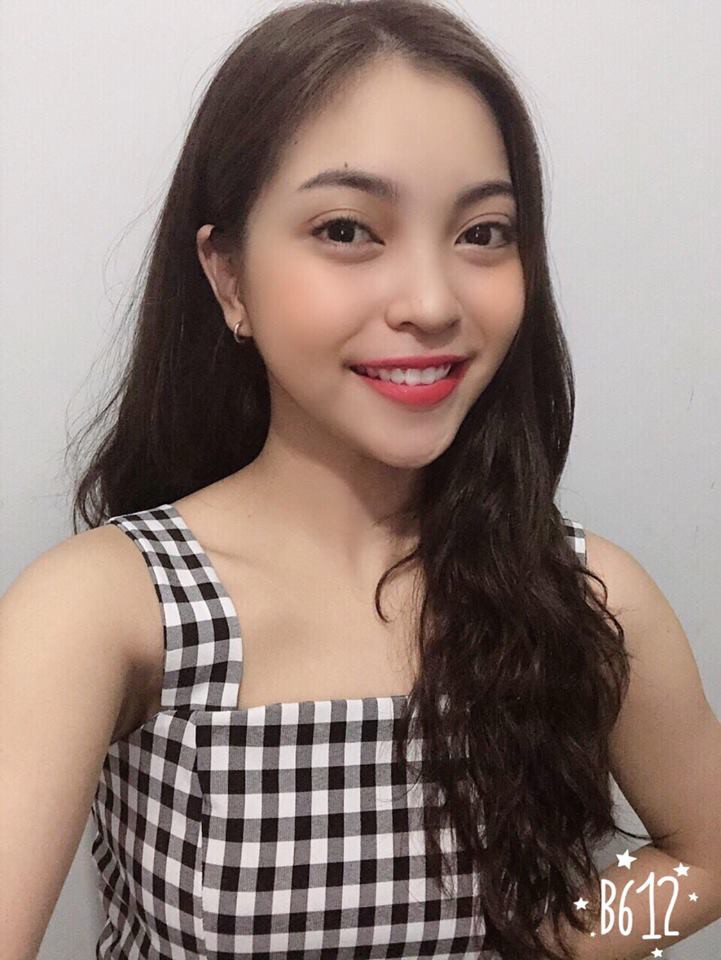 Ngoài tân Hoa hậu Trần Tiểu Vy, Quảng Nam còn là quê hương của rất nhiều hotgirl xinh đẹp nức tiếng - Ảnh 3. Ngoài tân Hoa hậu Trần Tiểu Vy, Quảng Nam còn là quê hương của rất nhiều hotgirl xinh đẹp nức tiếng - Ảnh 3.