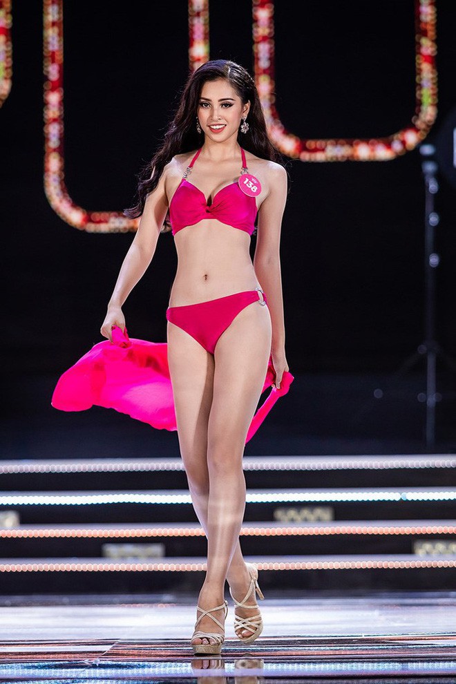 Hoa hậu Trần Tiểu Vy được báo Trung Quốc khen ngợi - Ảnh 7.