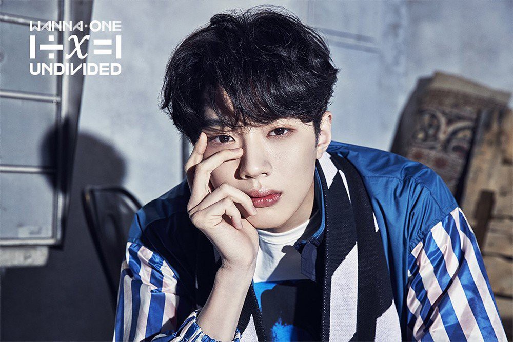 BXH mỹ nam điển trai nhất Kpop do học sinh tiểu học Hàn bình chọn gây sốt vì toàn bạch mã hoàng tử đời thực - Ảnh 12. BXH mỹ nam điển trai nhất Kpop do học sinh tiểu học Hàn bình chọn gây sốt vì toàn bạch mã hoàng tử đời thực - Ảnh 12.