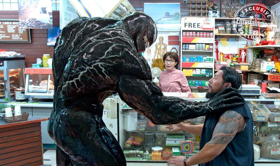 Venom: 4 điều cần biết về phim riêng về kẻ thù truyền kiếp của Người Nhện - Ảnh 5. Venom: 4 điều cần biết về phim riêng về kẻ thù truyền kiếp của Người Nhện - Ảnh 5.