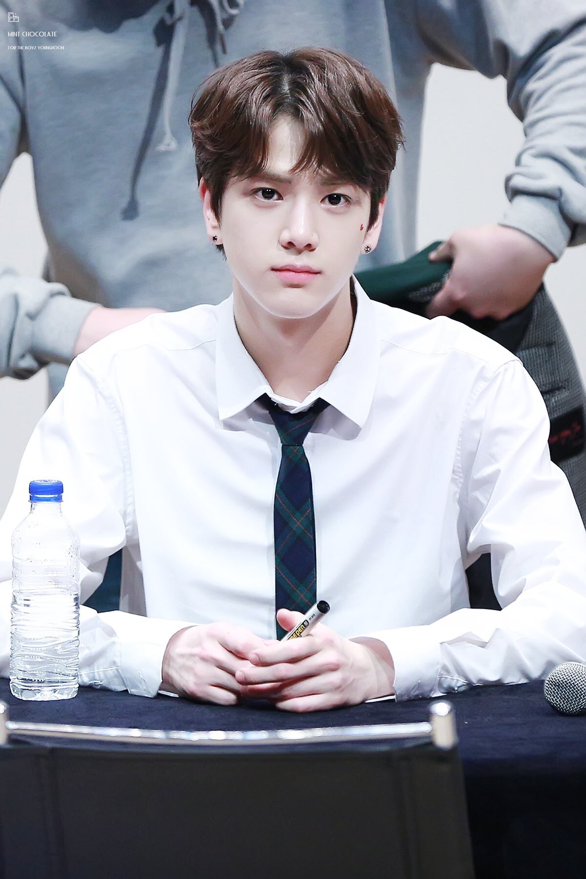 BXH mỹ nam điển trai nhất Kpop do học sinh tiểu học Hàn bình chọn gây sốt vì toàn bạch mã hoàng tử đời thực - Ảnh 3. BXH mỹ nam điển trai nhất Kpop do học sinh tiểu học Hàn bình chọn gây sốt vì toàn bạch mã hoàng tử đời thực - Ảnh 3.