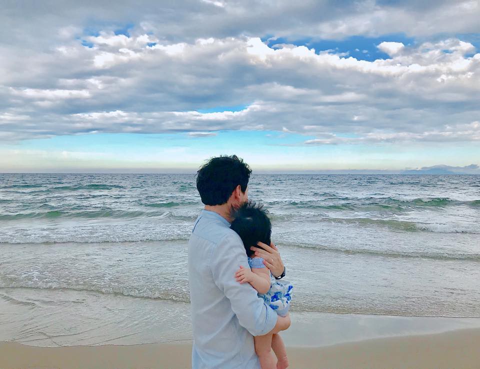 Đằng sau ánh hào quang showbiz, đây là hai tình yêu lớn nhất của Hoa hậu Thu Thảo - Ảnh 1. Đằng sau ánh hào quang showbiz, đây là hai tình yêu lớn nhất của Hoa hậu Thu Thảo - Ảnh 1.