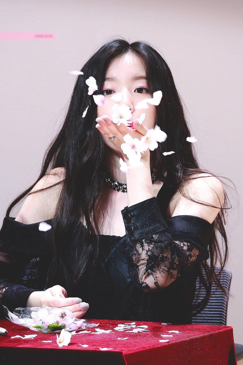 Đẹp cực phẩm chưa đủ, 10 mỹ nhân Kpop này trở thành hiện tượng nhờ thần thái bức người trời sinh - Ảnh 25. Đẹp cực phẩm chưa đủ, 10 mỹ nhân Kpop này trở thành hiện tượng nhờ thần thái bức người trời sinh - Ảnh 25.