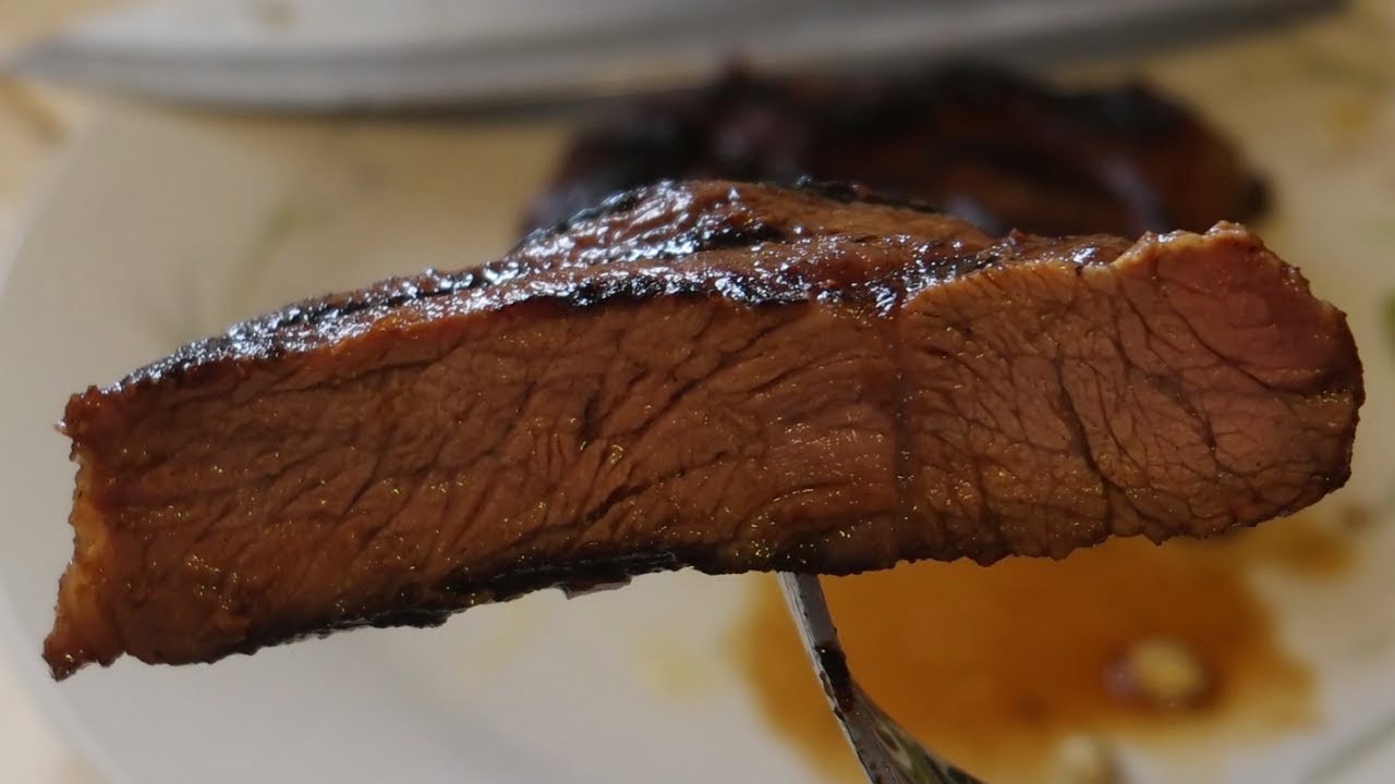 Thịt b&ograve; với thịt lợn khi nấu ch&iacute;n kh&aacute;c g&igrave; nhau? Đọc ngay để tự tin hơn khi ăn h&agrave;ng qu&aacute;n - Ảnh 5.