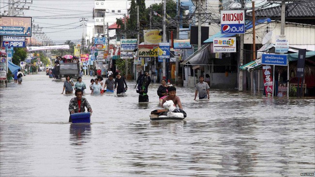 Lũ lụt gây ảnh hưởng nặng nề ở Thái Lan - Ảnh 1.