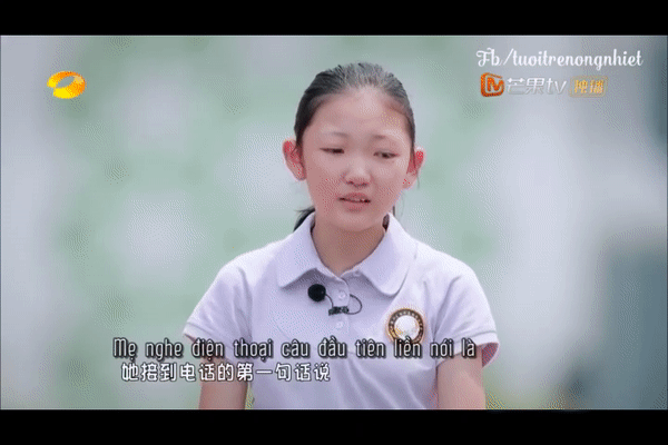 Thiếu ni&ecirc;n n&oacute;i: C&ocirc; b&eacute; kh&oacute;c l&oacute;c mong bố mẹ quan t&acirc;m đến m&igrave;nh nhiều hơn - Ảnh 2.