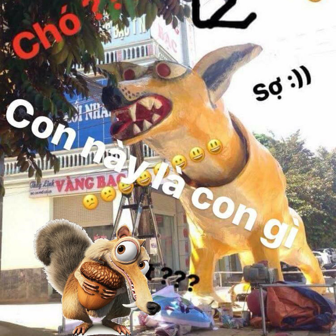Xuất hiện linh vật Trung Thu khổng lồ lai giữa chó Chihuahua và chồn Scrat khiến cư dân mạng cười nghiêng ngả - Ảnh 2. Xuất hiện linh vật Trung Thu khổng lồ lai giữa chó Chihuahua và chồn Scrat khiến cư dân mạng cười nghiêng ngả - Ảnh 2.
