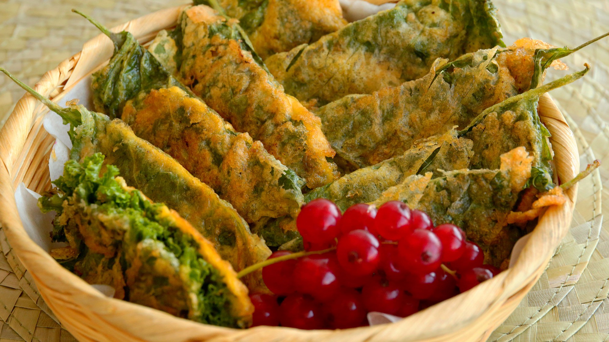 Chuseok: Dịp lễ Trung thu lớn nhất nước Hàn và những món ăn truyền thống không thể thiếu - Ảnh 6. Chuseok: Dịp lễ Trung thu lớn nhất nước Hàn và những món ăn truyền thống không thể thiếu - Ảnh 6.