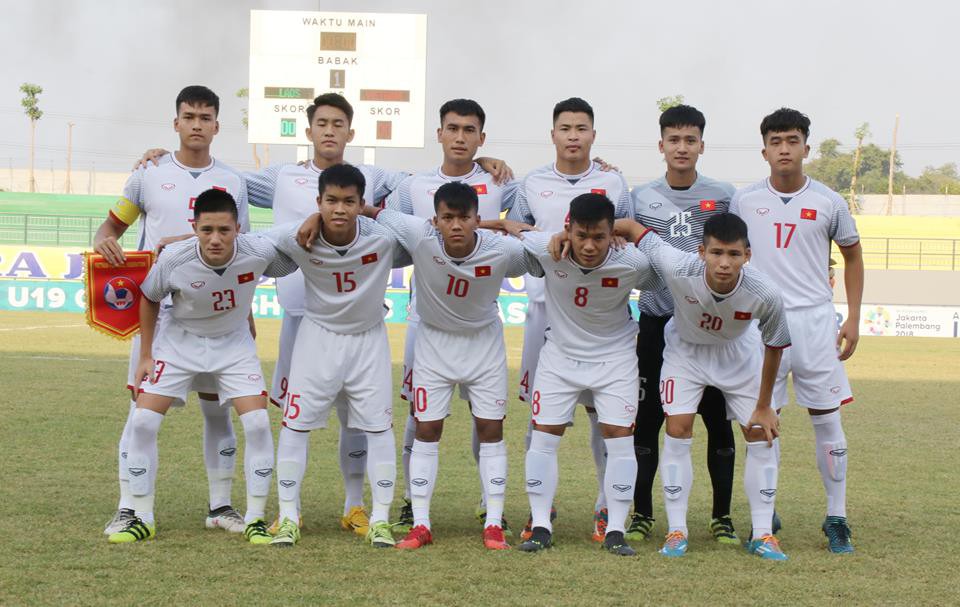 Thêm một cực phẩm chứng minh câu tiêu chí đầu tiên khi làm thủ môn là phải đẹp trai của Bùi Tiến Dũng siêu chuẩn - Ảnh 2. Thêm một cực phẩm chứng minh câu tiêu chí đầu tiên khi làm thủ môn là phải đẹp trai của Bùi Tiến Dũng siêu chuẩn - Ảnh 2.