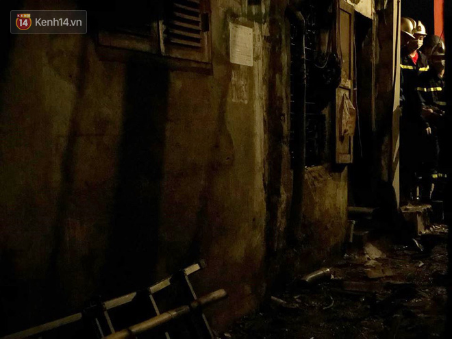 Ph&aacute;t hiện phần thi thể trong vụ ch&aacute;y d&atilde;y trọ cạnh viện nhi Trung ương - Ảnh 9.