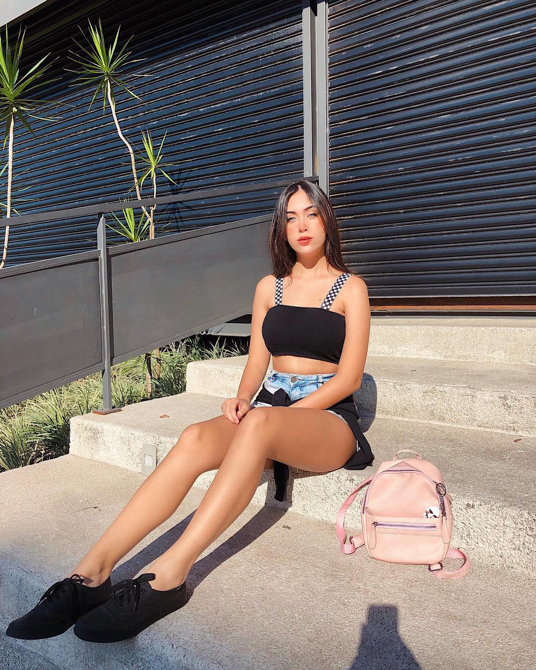 Vlogger Brazil sở hữu nhan sắc xinh đẹp đến ma mị: Muốn lạc luôn trong đôi mắt xanh ấy! - Ảnh 3. Vlogger Brazil sở hữu nhan sắc xinh đẹp đến ma mị: Muốn lạc luôn trong đôi mắt xanh ấy! - Ảnh 3.