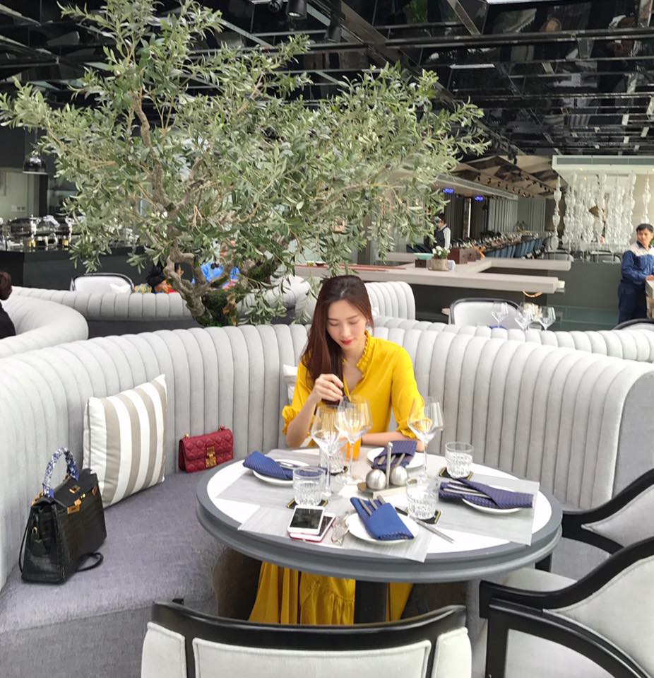 Những mẫu số chung của dàn sao nữ Vbiz khi vướng tin đồn mang thai: Tạo dáng che bụng, trung thành với đồ suông rộng - Ảnh 16.