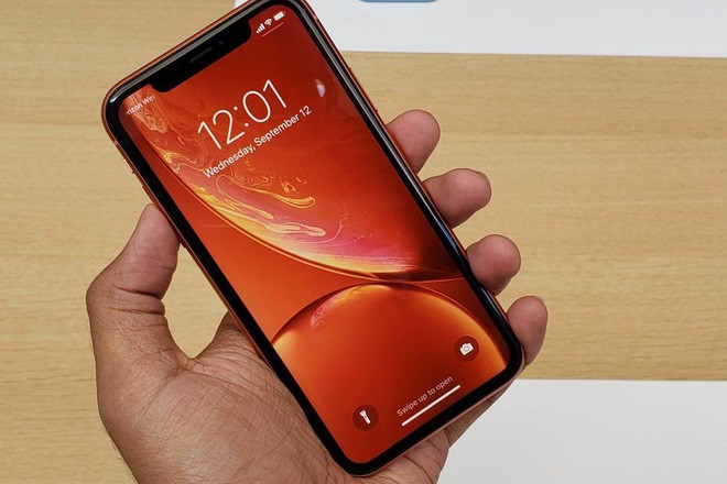 Nếu có hãng Android nào dám làm smartphone thân thiện với túi tiền như iPhone XR, chắc chắn họ sẽ bị ném đá tơi bời - Ảnh 2.