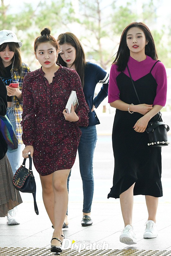 Chị em sang chảnh nhất xứ H&agrave;n đụng độ Red Velvet: Jessica tr&ocirc;ng như b&agrave; ho&agrave;ng, Krystal đẹp đ&egrave; bẹp đ&agrave;n em - Ảnh 15.