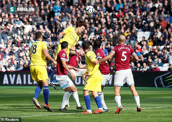 Chelsea “tra tấn” người hâm mộ bằng sự vô duyên đến khó tin ngày derby London - Ảnh 1.