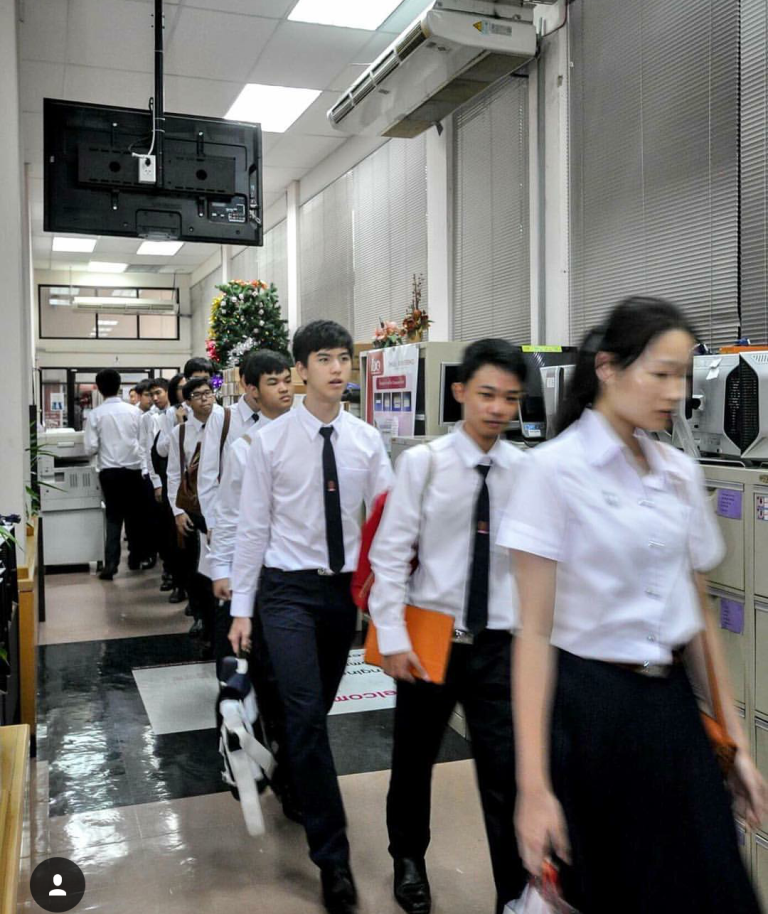 Ngoài nam thần, nữ thần showbiz, trường Chulalongkorn còn sỡ hữu 1 dàn trai toàn soái ca và được đánh giá là trường tốt nhất Thái Lan - Ảnh 11. Ngoài nam thần, nữ thần showbiz, trường Chulalongkorn còn sỡ hữu 1 dàn trai toàn soái ca và được đánh giá là trường tốt nhất Thái Lan - Ảnh 11.