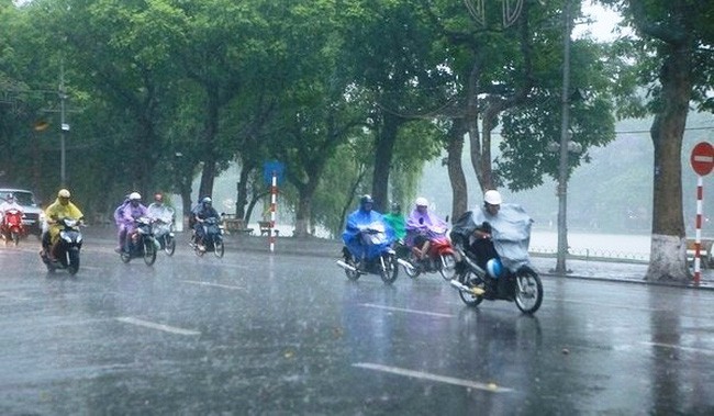 Hà Nội đón không khí lạnh trong 2 ngày tới, chuyển mưa giữa tuần - Ảnh 1.