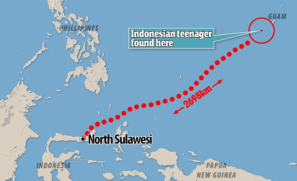 Câu chuyện phi thường: Chàng trai Indonesia uống nước biển, bắt cá bằng tay không sống sót sau 49 ngày lênh đênh giữa biển khơi - Ảnh 2.