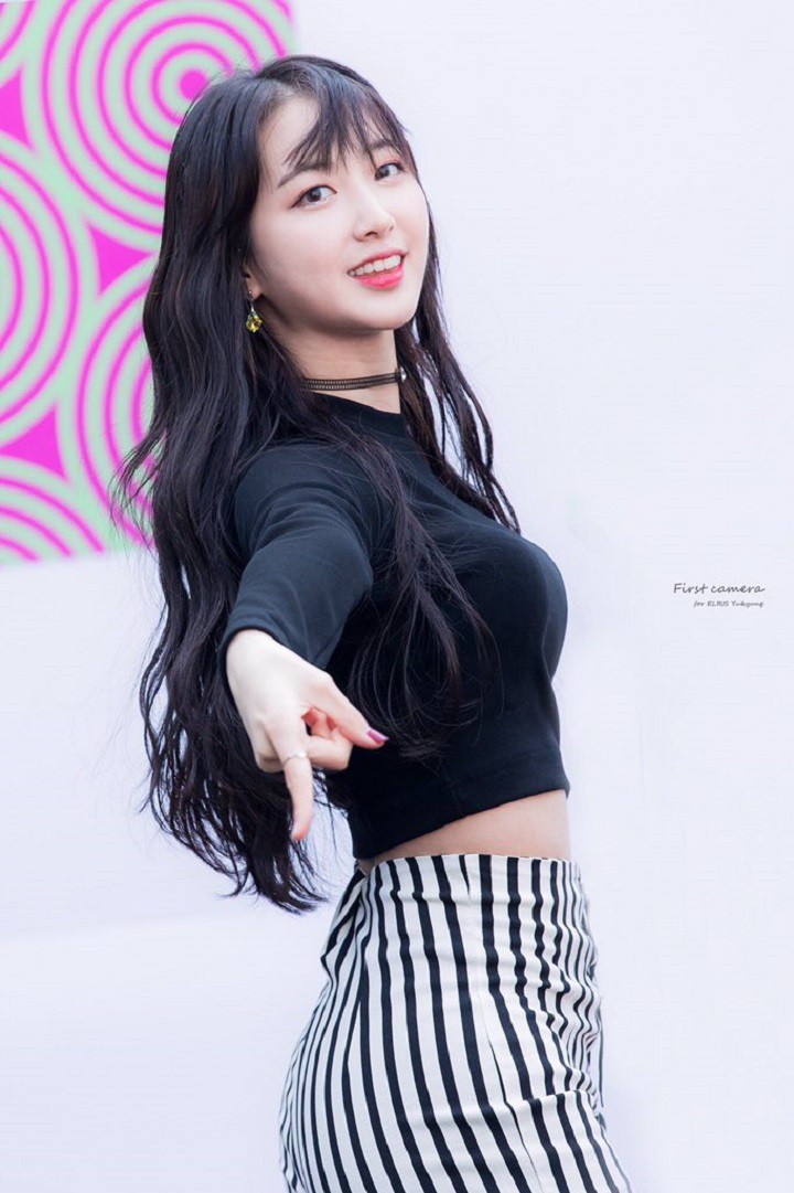 Top mỹ nhân Kpop gầy nhất lịch sử Kpop: Cô mảnh khảnh nhất chỉ 37kg, 2 nữ thần Black Pink và SNSD đều có mặt - Ảnh 23. Top mỹ nhân Kpop gầy nhất lịch sử Kpop: Cô mảnh khảnh nhất chỉ 37kg, 2 nữ thần Black Pink và SNSD đều có mặt - Ảnh 23.
