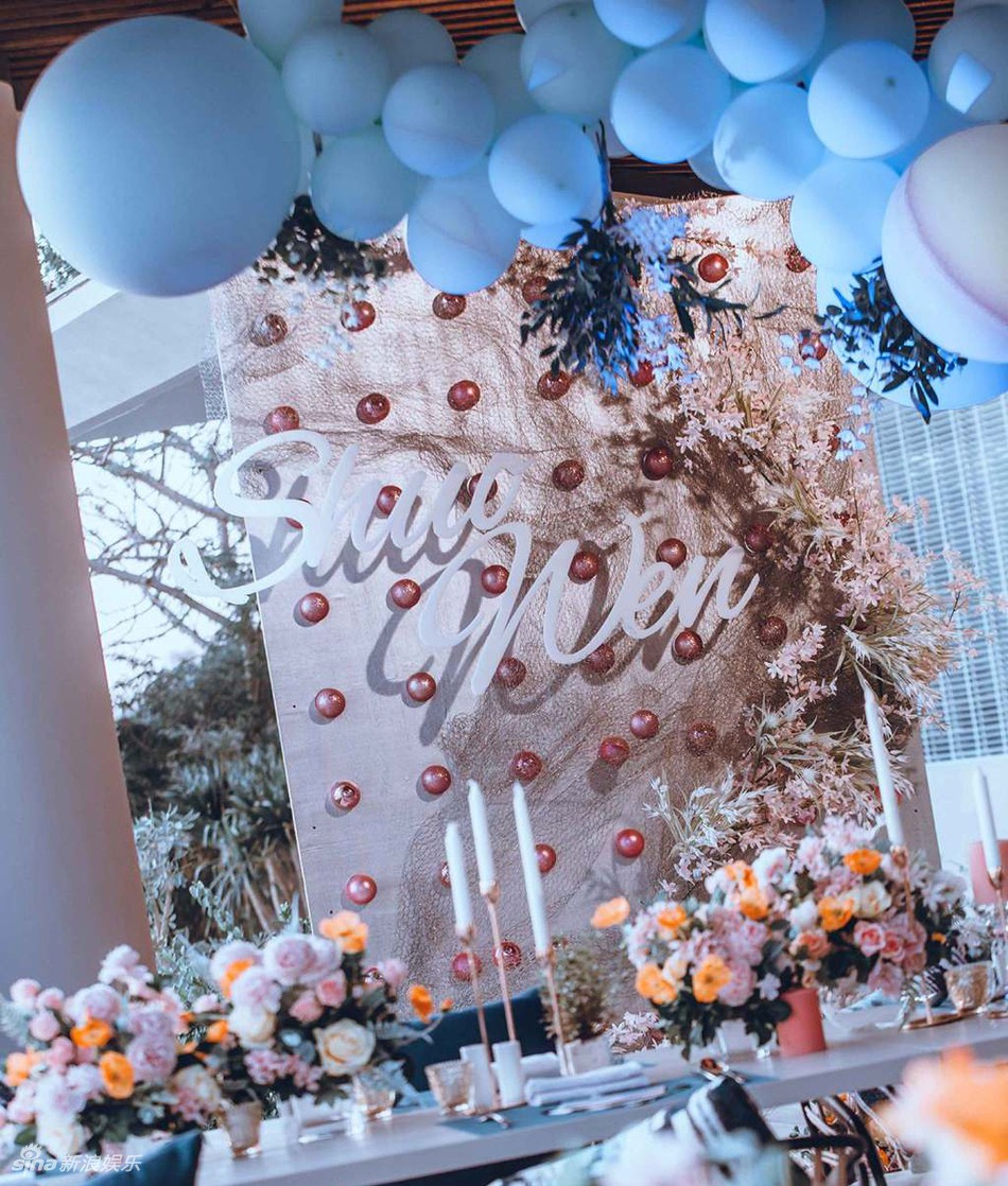 Đám cưới lãng mạn và ngọt ngào của soái ca Hoan Lạc Tụng với bạn gái sau nhiều năm chung sống - Ảnh 7.