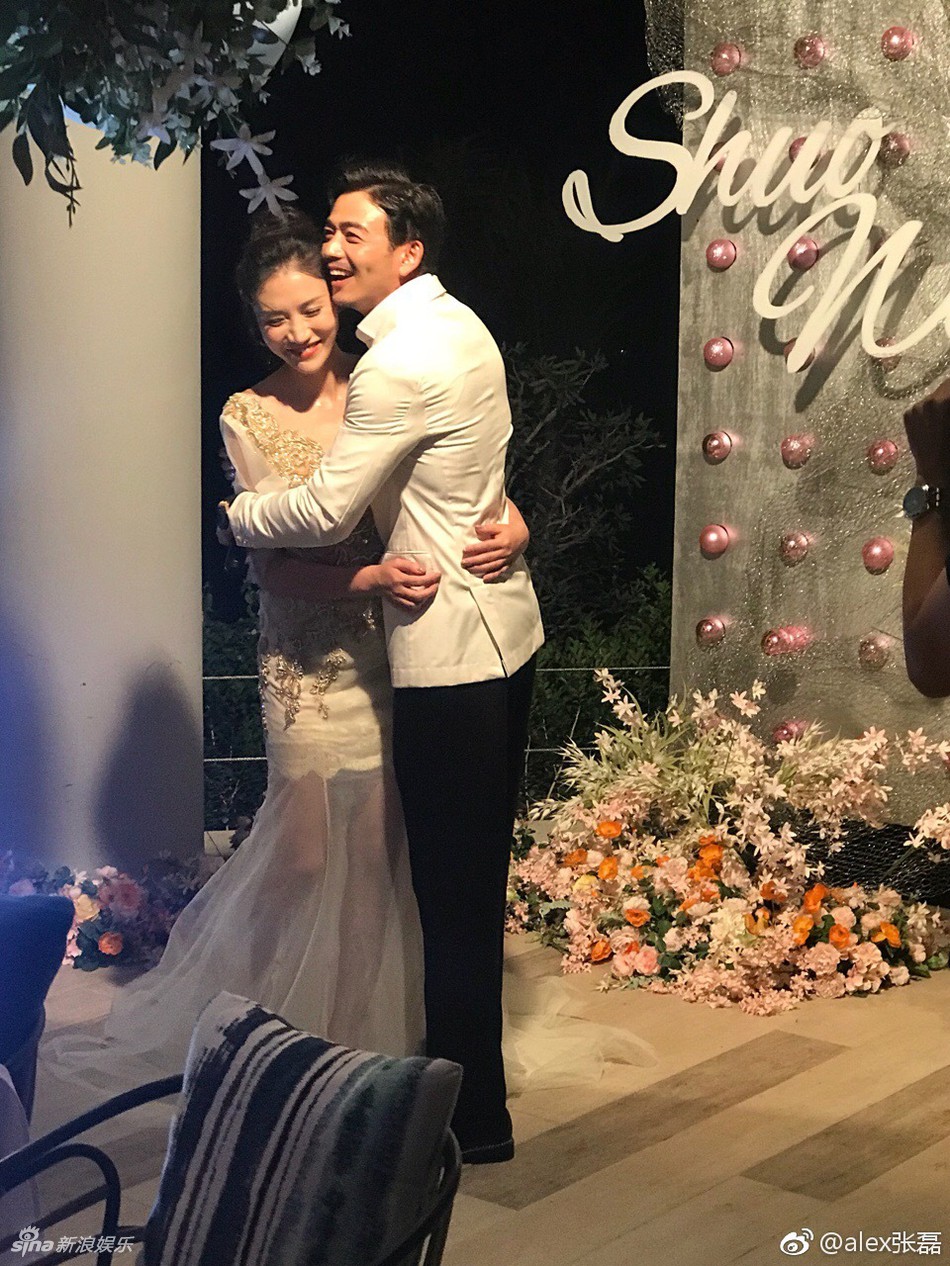 Đám cưới lãng mạn và ngọt ngào của soái ca Hoan Lạc Tụng với bạn gái sau nhiều năm chung sống - Ảnh 11.