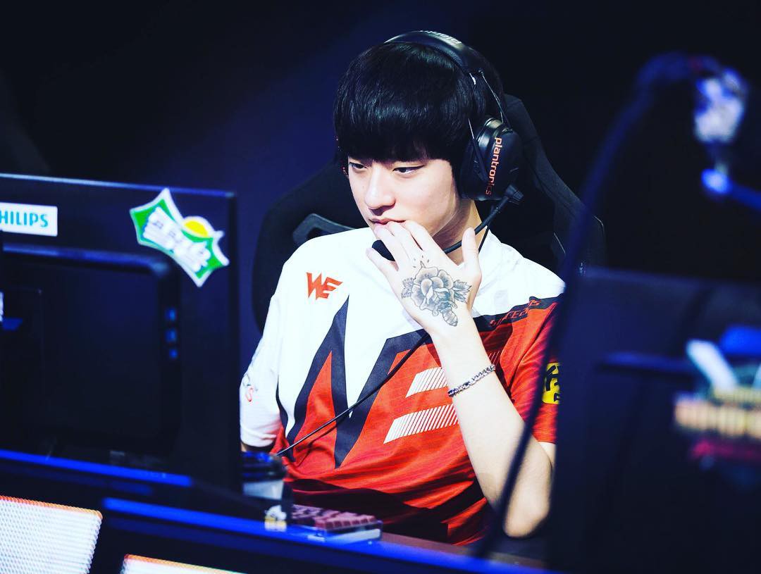 Ai nói làng game không có trai đẹp, hãy nhìn những game thủ soái ca khiến chị em mê mệt này mà xem - Ảnh 5. Ai nói làng game không có trai đẹp, hãy nhìn những game thủ soái ca khiến chị em mê mệt này mà xem - Ảnh 5.