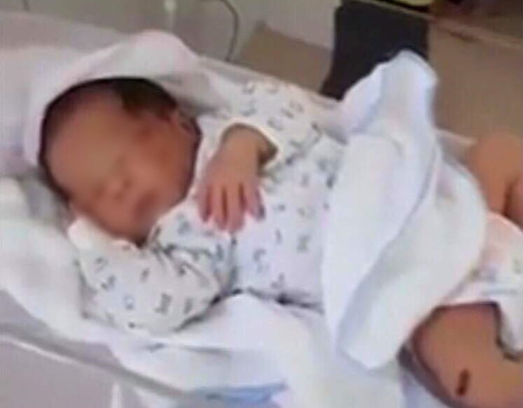 Xôn xao thông tin mẹ đẻ nhét con sơ sinh xuống hố nhà vệ sinh ở Thái Nguyên - Ảnh 2. Xôn xao thông tin mẹ đẻ nhét con sơ sinh xuống hố nhà vệ sinh ở Thái Nguyên - Ảnh 2.
