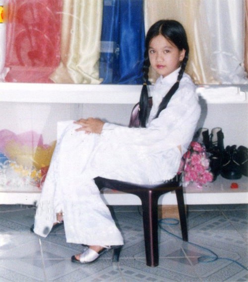 Ngắm ảnh thời thơ ấu của sao Việt: người đáng yêu, người gây bất ngờ với ngoại hình “hai lúa” - Ảnh 9.