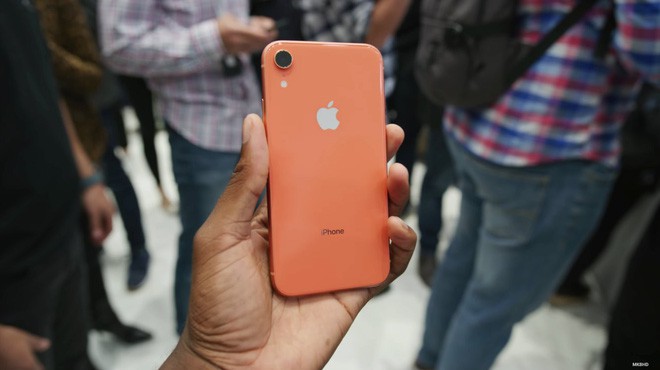 iPhone XR được dự đoán bán chạy hơn cả XS và XS Max - Ảnh 18.