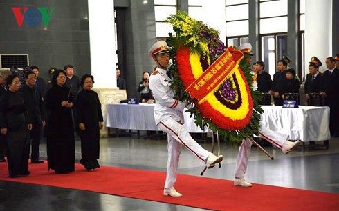 Lễ viếng Chủ tịch nước Trần Đại Quang - Ảnh 18.