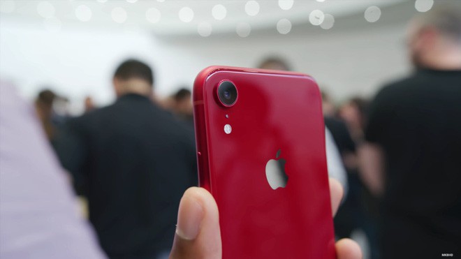 iPhone XR được dự đoán bán chạy hơn cả XS và XS Max - Ảnh 23.