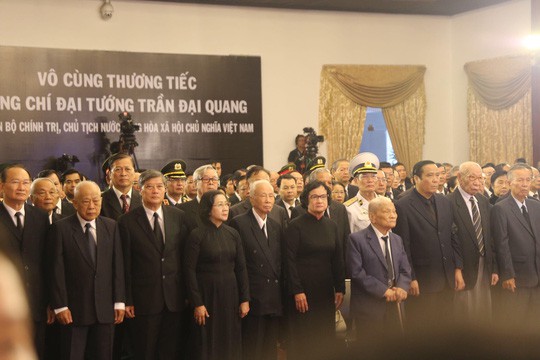 Lễ viếng Chủ tịch nước Trần Đại Quang tại TP HCM - Ảnh 5.