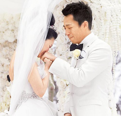 Song Hye Kyo Trung Quốc: Nhan sắc trời ban cùng body nóng bỏng không cứu được 2 cuộc hôn nhân ê chề - Ảnh 13.