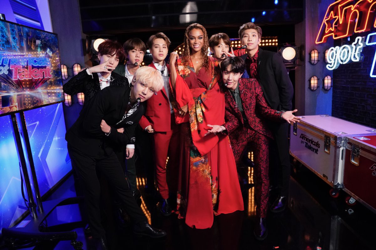 "Nghỉ chơi" với sân nhà Hàn Quốc, BTS giờ là khách mời thường xuyên của show Mỹ 2 Nghỉ chơi với sân nhà Hàn Quốc, BTS giờ là khách mời thường xuyên của show Mỹ - Ảnh 2.