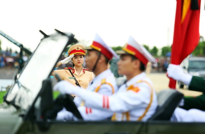 Chủ tịch nước Trần Đại Quang trở về đất mẹ - Ảnh 46.