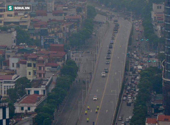 Hành trình linh xa đưa Chủ tịch nước Trần Đại Quang qua các ngõ phố Hà Nội để về quê nhà - Ảnh 23.