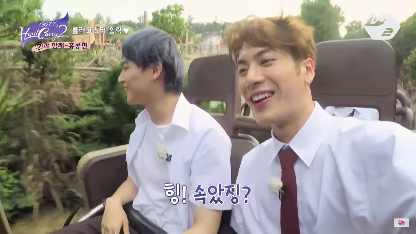 Jackson (GOT7) đã không còn gào thét, khóc lóc khi chơi tàu lượn siêu tốc nữa rồi! 3 Jackson (GOT7) đã không còn gào thét, khóc lóc khi chơi tàu lượn siêu tốc nữa rồi! - Ảnh 7.