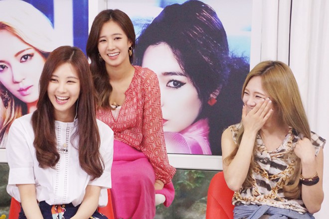 SNSD từng "oanh tạc" các show truyền hình lớn nhỏ khắp năm châu bốn bể 9 SNSD từng oanh tạc các show truyền hình lớn nhỏ khắp năm châu bốn bể - Ảnh 9.