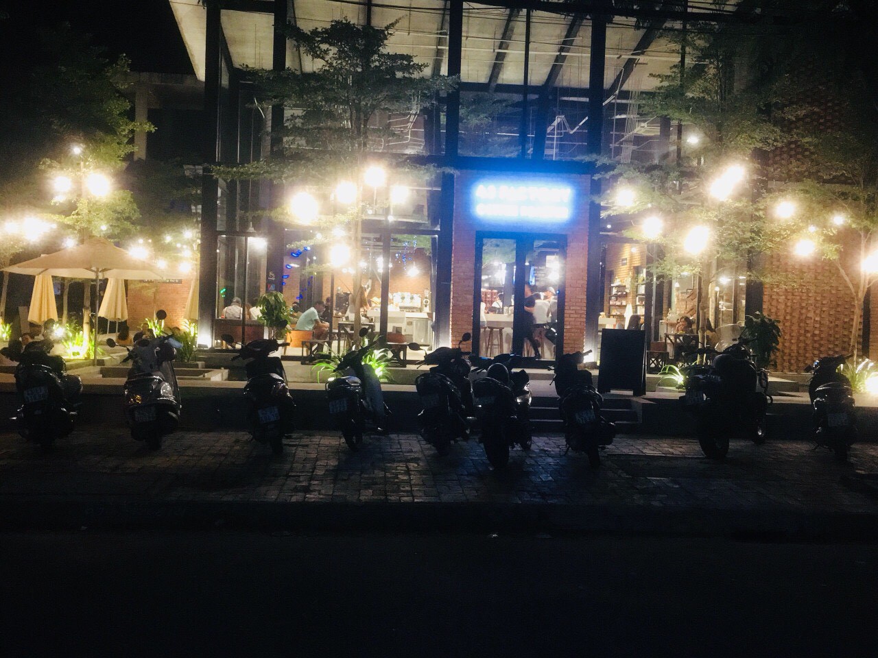 Phát hiện 18 người nước ngoài dương tính với ma túy trong quán bar ở Đà Nẵng - Ảnh 1. Phát hiện 18 người nước ngoài dương tính với ma túy trong quán bar ở Đà Nẵng - Ảnh 1.