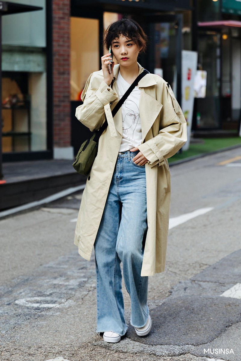 Không có lấy một set đồ "bánh bèo", street style của con gái Hàn tuần qua toàn những ca cool ngầu hút mắt 10 Không có lấy một set đồ bánh bèo, street style của con gái Hàn tuần qua toàn những ca cool ngầu siêu hút mắt - Ảnh 10.
