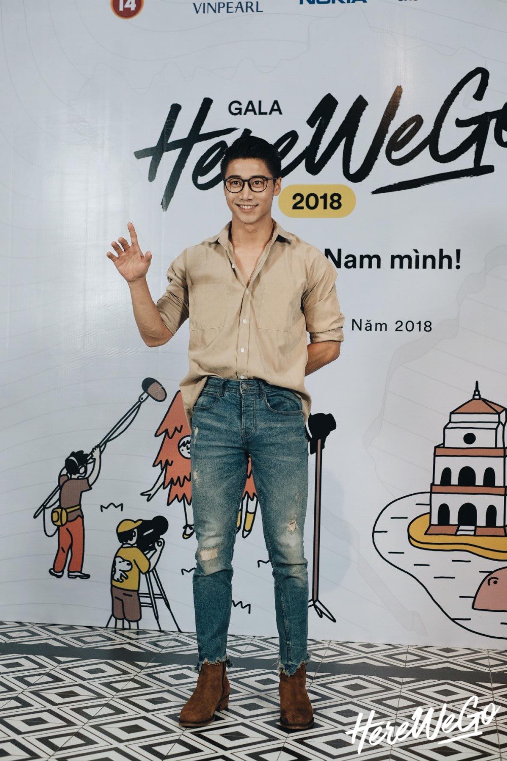 Hoa hậu Hương Giang, ca sĩ Quang Vinh cùng dàn KOL toàn trai xinh gái đẹp xuất hiện rạng rỡ tại Gala trao giải Here We Go 2018 - Ảnh 6. Hoa hậu Hương Giang, ca sĩ Quang Vinh cùng dàn KOL toàn trai xinh gái đẹp xuất hiện rạng rỡ tại Gala trao giải Here We Go 2018 - Ảnh 6.