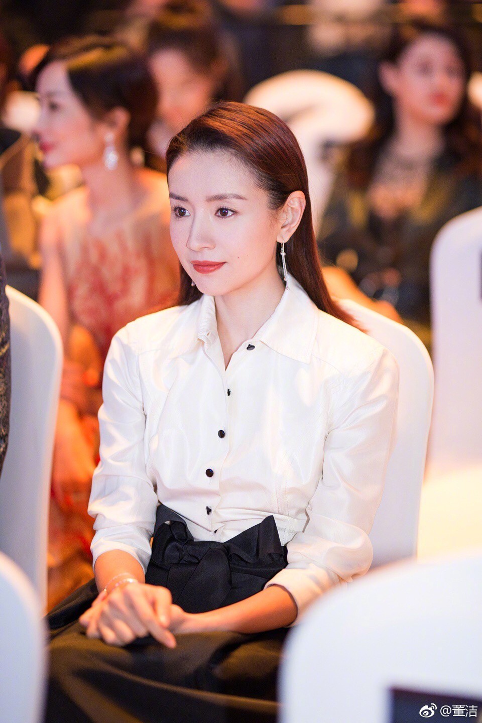 Tần Lam, Đổng Khiết, Thái Thiếu Phân: 3 hoàng hậu quyền lực nhất Cbiz - Ảnh 13.