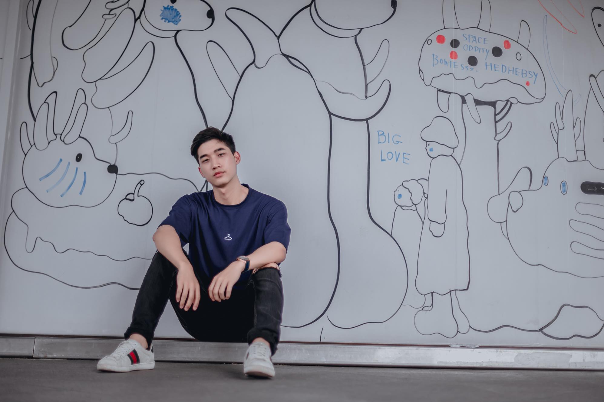 Du học sinh Lào tại Việt Nam: Người gây sốt vì ngoại hình soái ca, người được ngưỡng mộ vì học quá giỏi - Ảnh 2. Du học sinh Lào tại Việt Nam: Người gây sốt vì ngoại hình soái ca, người được ngưỡng mộ vì học quá giỏi - Ảnh 2.