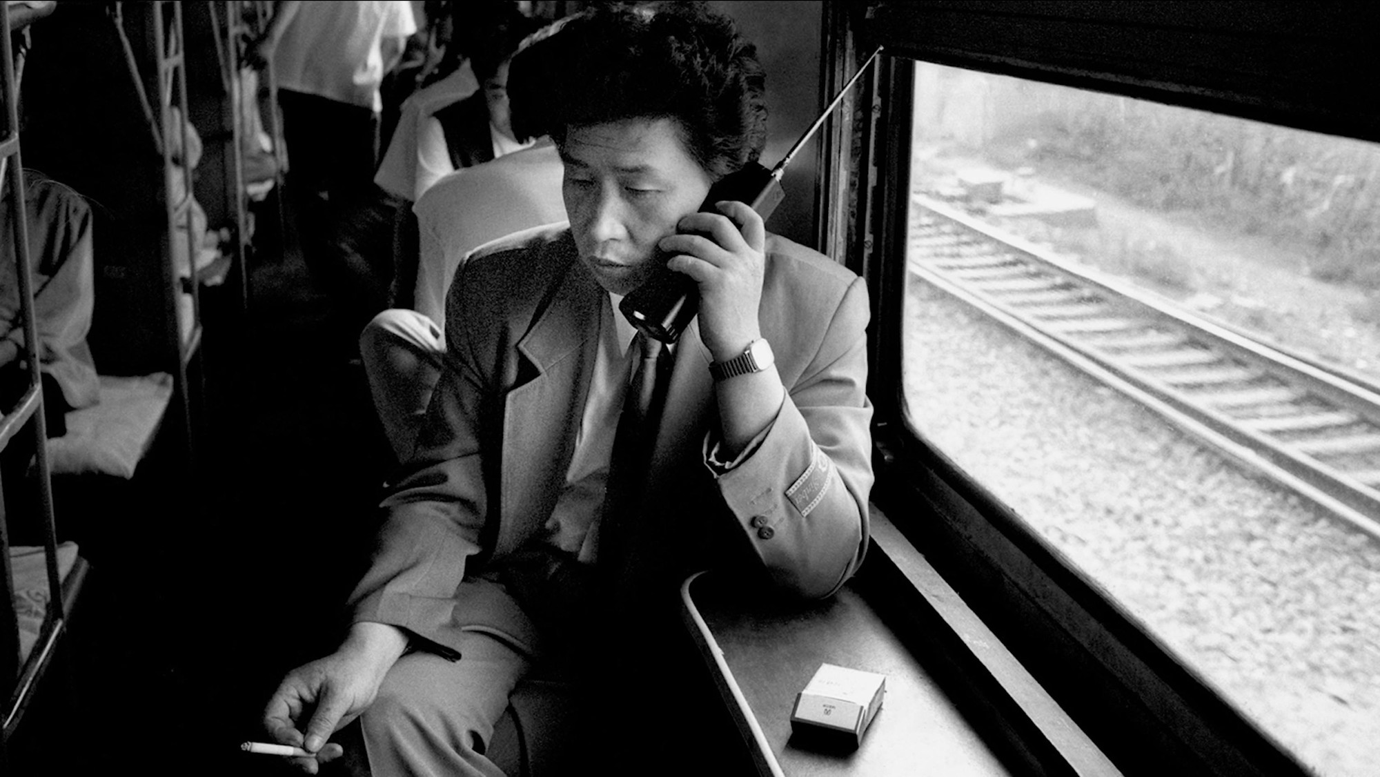 Dành 4 thập kỉ ghi lại hành trình trên những chuyến xe lửa, nhiếp ảnh gia Trung Quốc đem lại cho người xem những xúc cảm lạ thường - Ảnh 10.