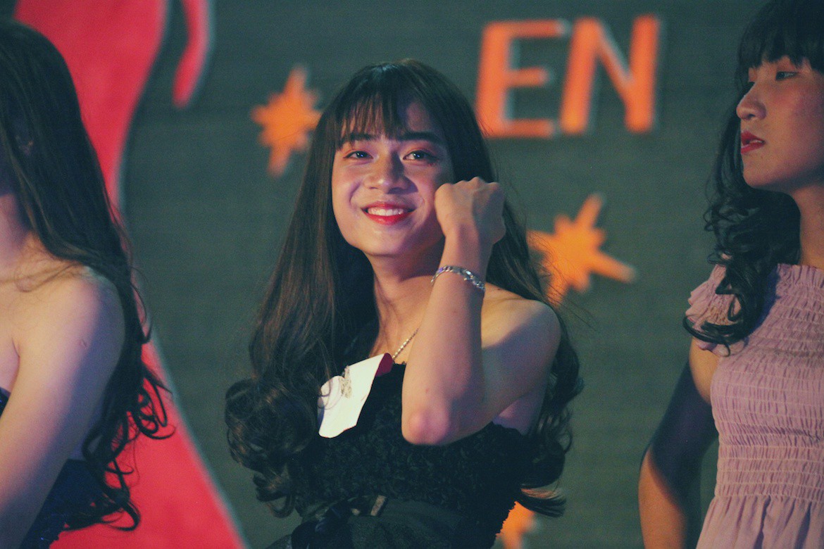 Xem chùm ảnh nam sinh trường FPT giả gái chỉ biết thốt lên: Xinh đến mức con gái cũng phải ghen tỵ! - Ảnh 6. Xem chùm ảnh nam sinh trường FPT giả gái chỉ biết thốt lên: Xinh đến mức con gái cũng phải ghen tỵ! - Ảnh 6.