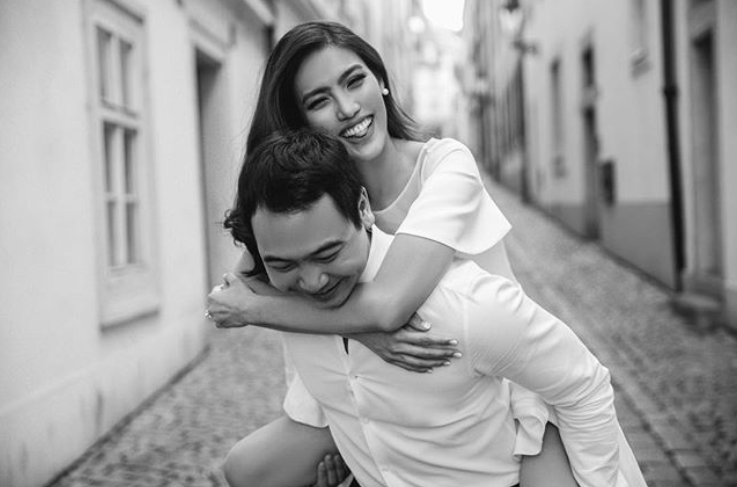 HÃ© lá» áº£nh cÆ°á»i ngá»t ngÃ o, giáº£n dá» chá»¥p á» Paris cá»§a Lan KhuÃª vÃ  Ã´ng xÃ£ Äáº¡i gia trÆ°á»c ngÃ y trá»ng Äáº¡i - áº¢nh 1.