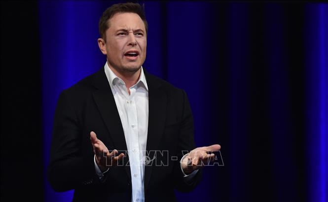 Tỷ phú Elon Musk sẽ từ chức Chủ tịch Tesla và nộp phạt 20 triệu USD - Ảnh 1.